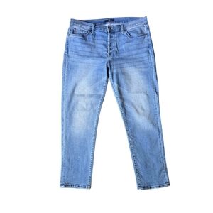 7 For All Mankind Blue Straight-Leg Jeans with Cropped Hem. Size 31